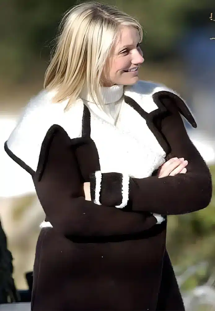 Cameron Diaz The Holiday Coat